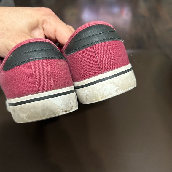 Adidas shoes  size 5 (big boy ) - Picture 2 of 5